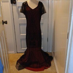 Elegant Black and Red Evening Gown